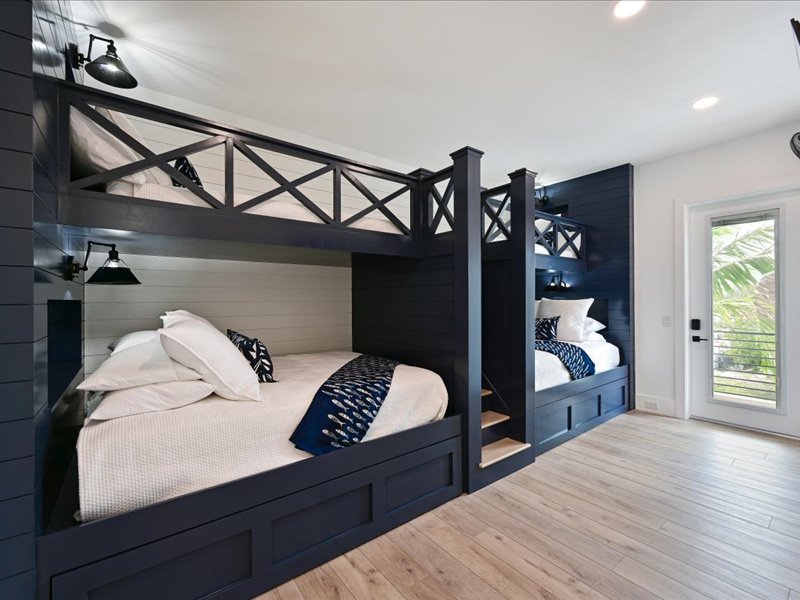 Bunk Room — photo 1